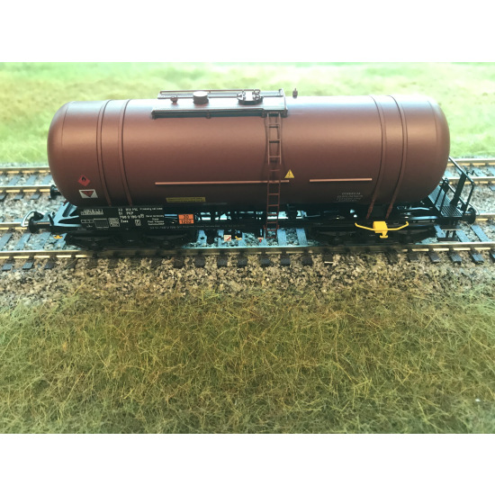 Wagon towarowy cysterna Zaes Dec 406Ra Piko 58457
